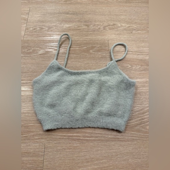 Meshki Katria Fluffy Crop Top Size Small - Picture 1 of 3